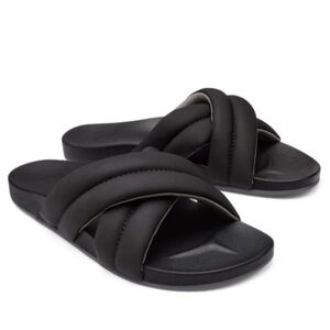 Olukai HILA Black Water Resistant Puffy Slide Sandals, Size 7